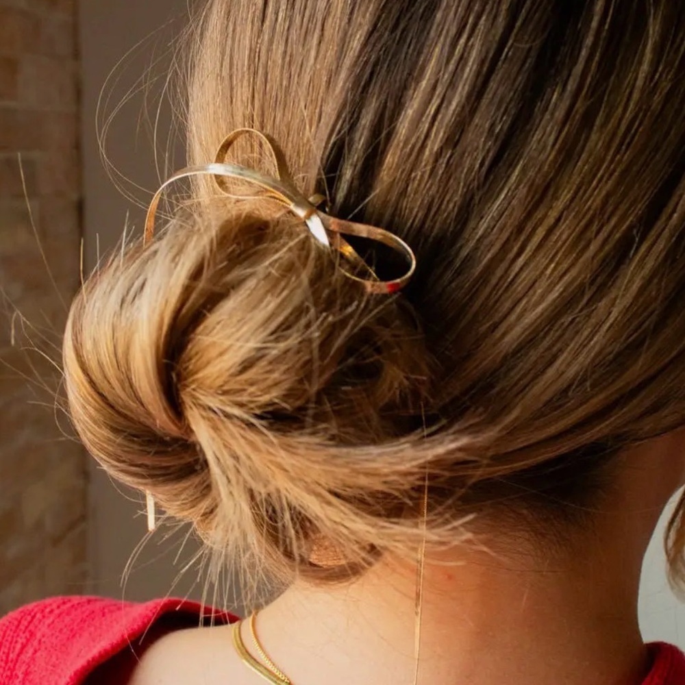 Dainty Gold Bow Ponytail Insert (1704)